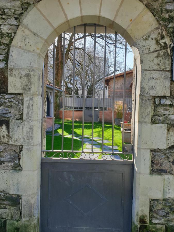 L'Inattendu Bed and Breakfast Saint-Sébastien-sur-Loire Buitenkant foto